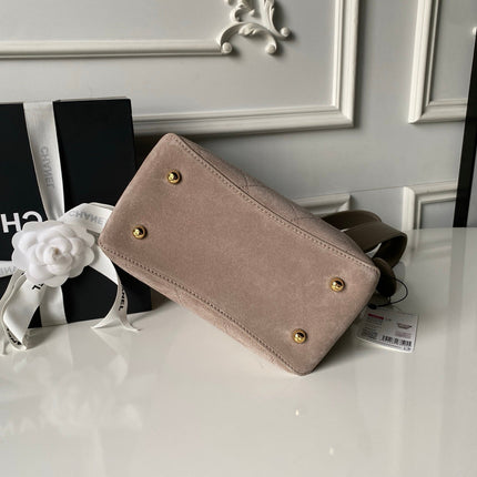 CHANEL 26S BUCKET SHOULDER BAG 27 IN TAUPE BROWN SUEDE AND CALFSKIN GOLD HARDWARE