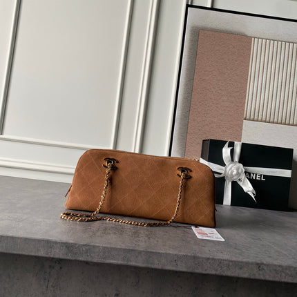 CHANEL 26S CHAIN CLUTCH BAG 32 IN CARAMEL BROWN QUILTED SUEDE GOLD HARDWARE