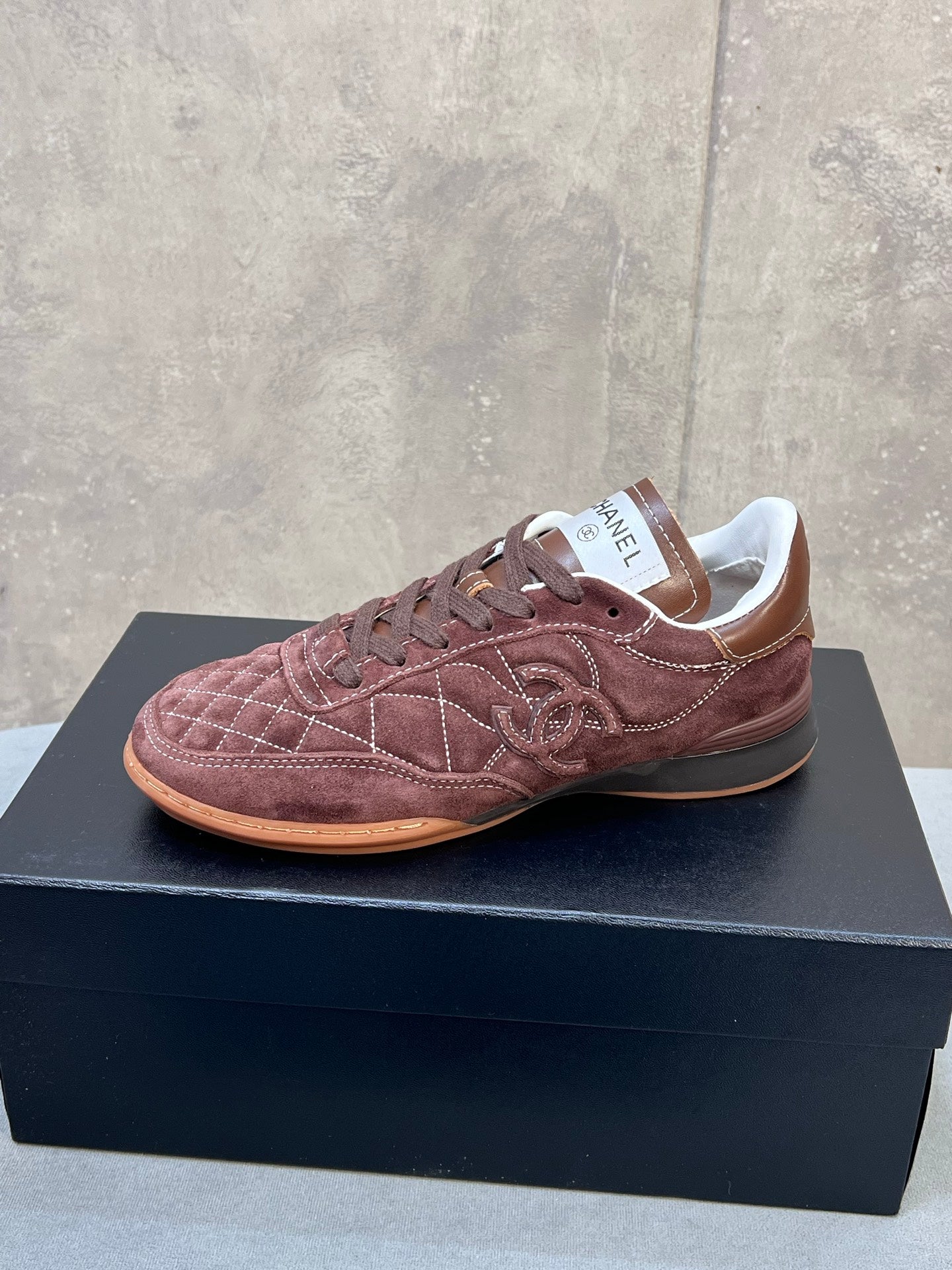 CHANEL 26S SNEAKERS IN DARK BROWN SUEDE QUILTED CC LOGO