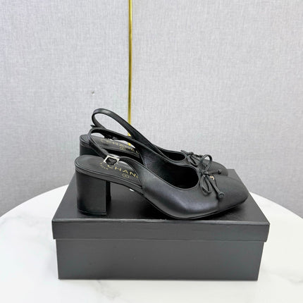 CHANEL 26S SLINGBACK HEELS 45 MM IN BLACK LAMBSKIN AND FABRIC
