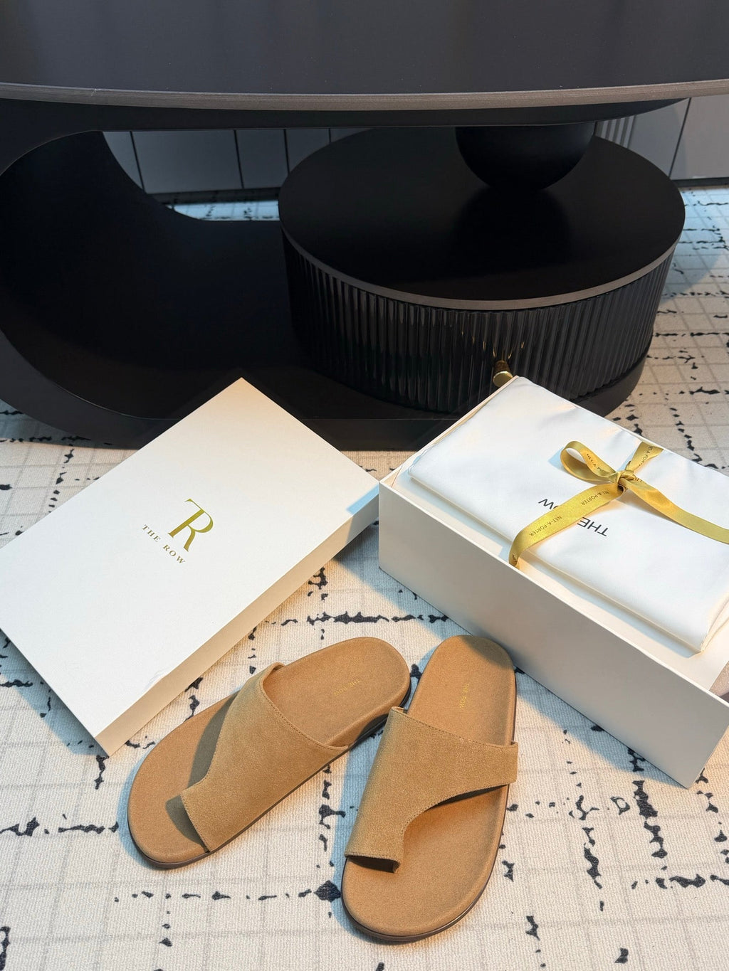 THE ROW 26S THONG SLIDE SANDALS IN BEIGE SUEDE