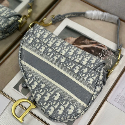 DIOR 26S SADDLE BAG 25 IN GREY AND BLACK OBLIQUE JACQUARD