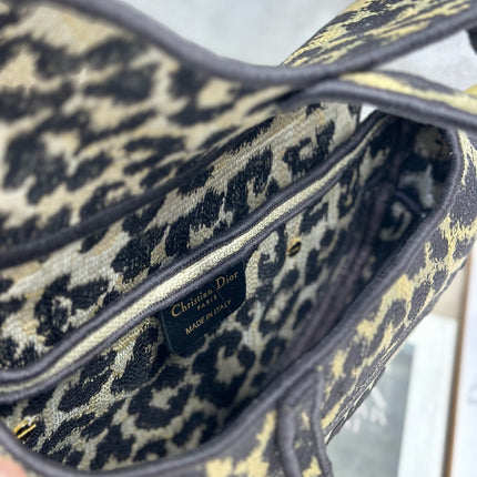 DIOR 26S SADDLE BAG 25 IN BEIGE EOPARD-PRINT JACQUARD