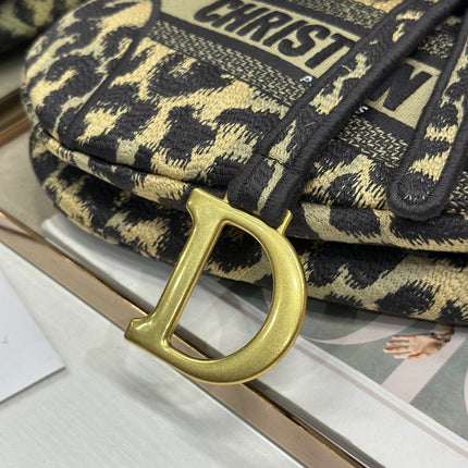 DIOR 26S SADDLE BAG 25 IN BEIGE EOPARD-PRINT JACQUARD