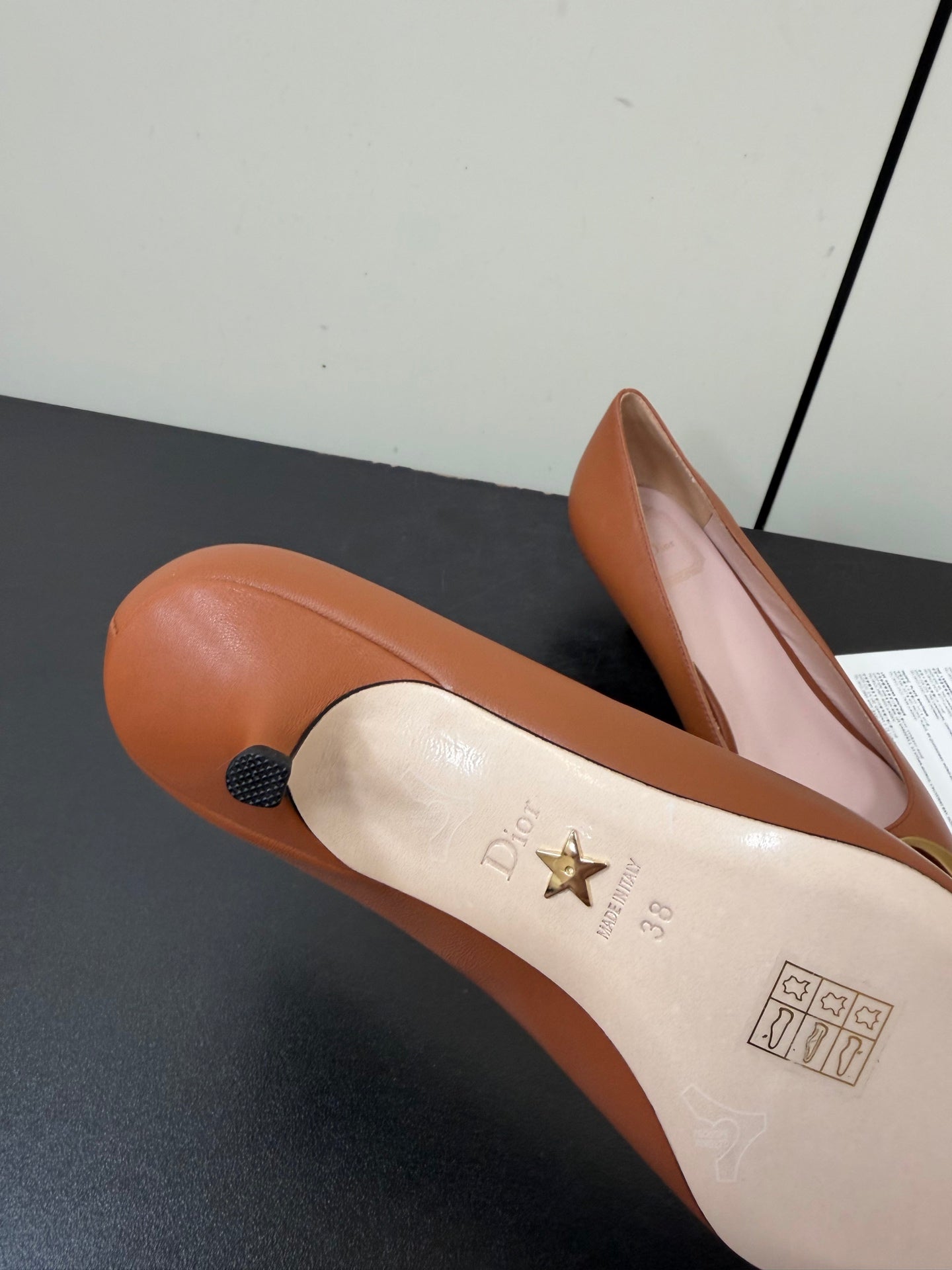 DIOR 26S POINTED-TOE HIGH HEELS 35MM IN RUST BROWN CALFSKIN GOLD HARDWARE