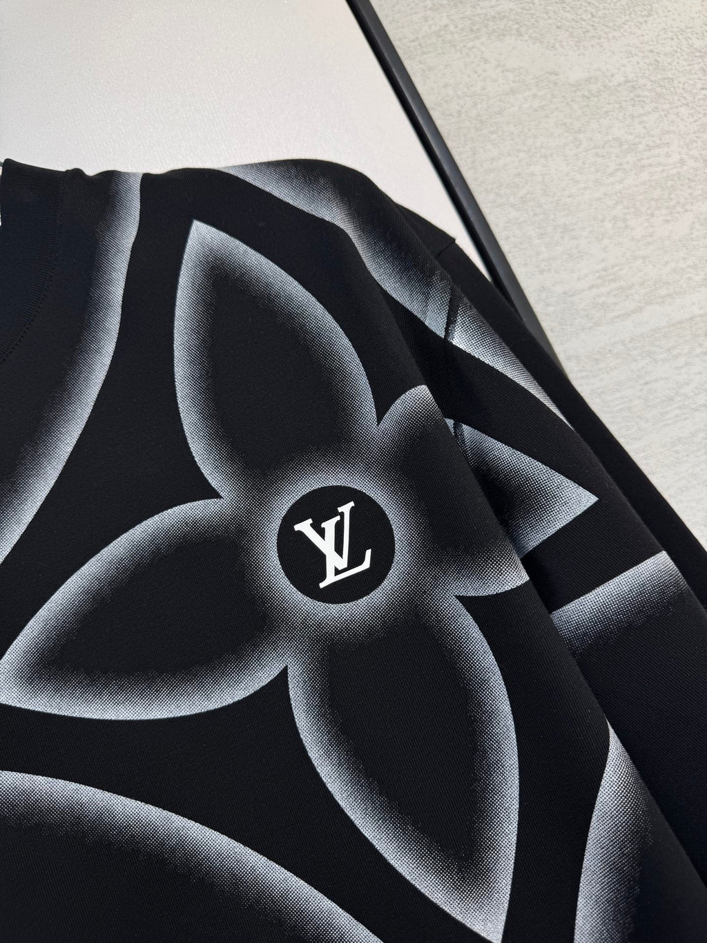 LV BLACK COTTON T-SHIRT 238913