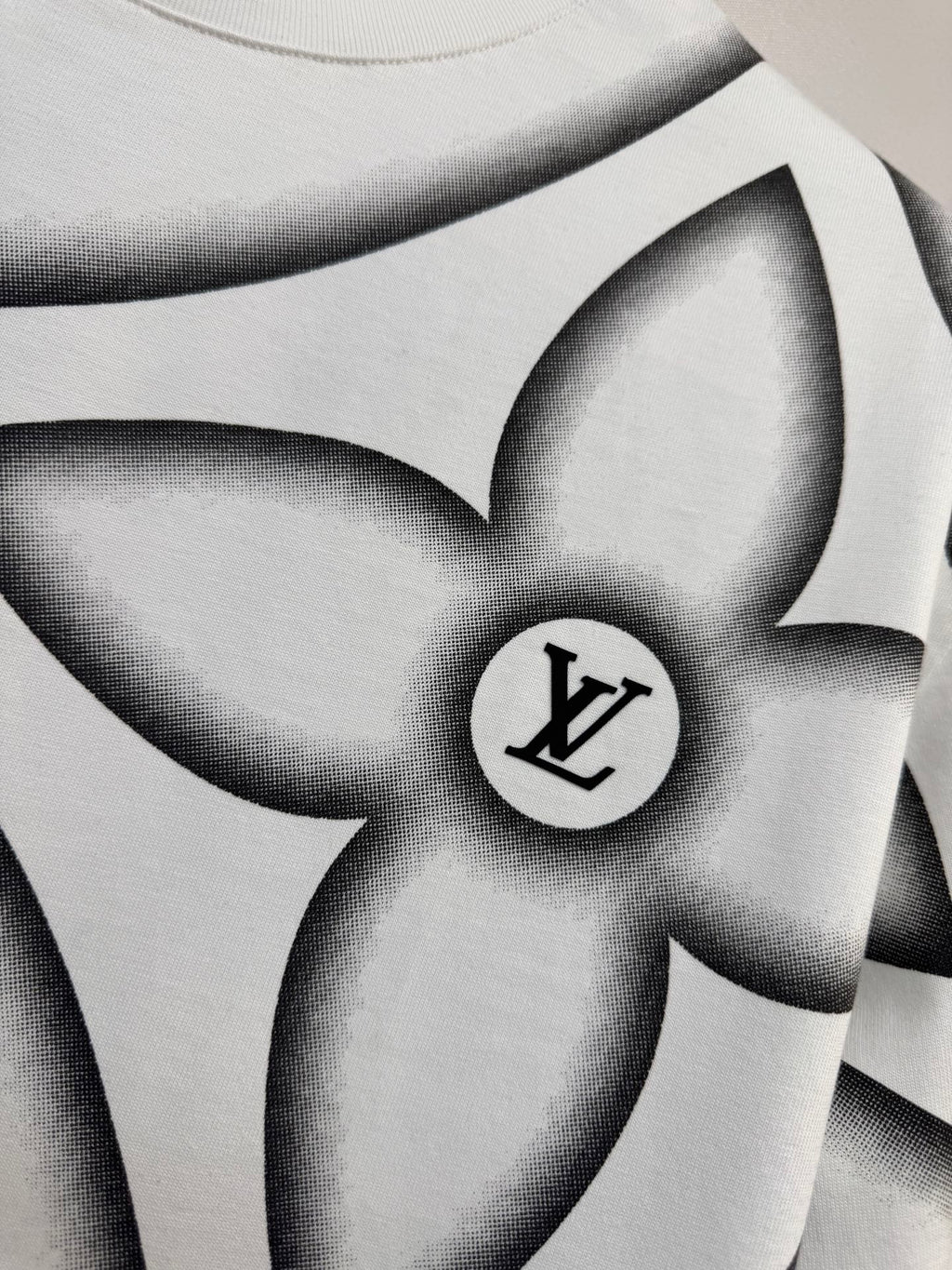 LV WHITE COTTON T-SHIRT 238912