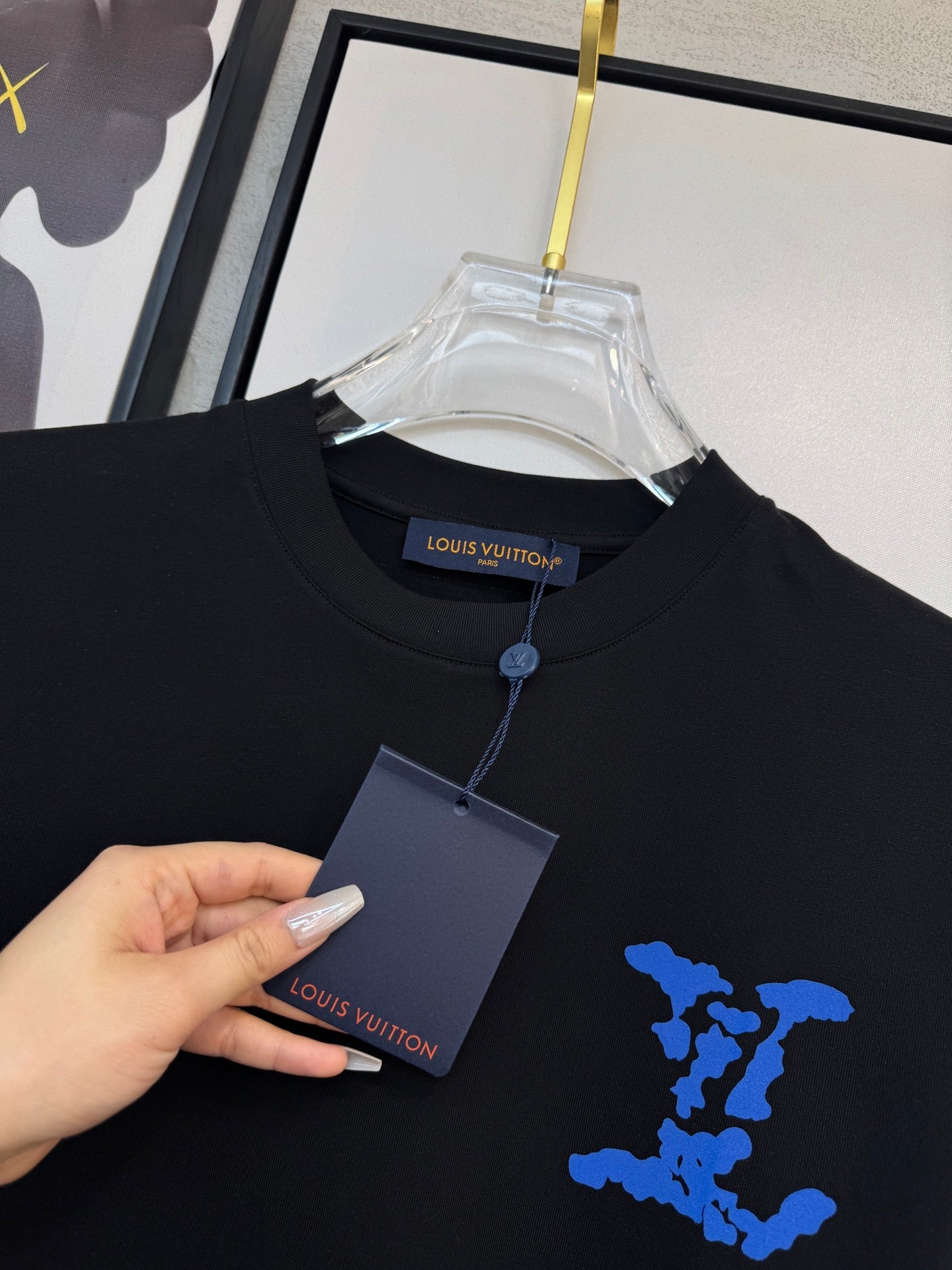 LV BLACK COTTON T-SHIRT BLUE STYLIZED LOGO 238916