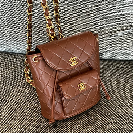 CHANEL 26S BACKPACK WITH FRONT POCKET 21 IN BROWN QUILTED LAMBSKIN GOLD HARDWARE