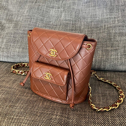 CHANEL 26S BACKPACK WITH FRONT POCKET 21 IN BROWN QUILTED LAMBSKIN GOLD HARDWARE