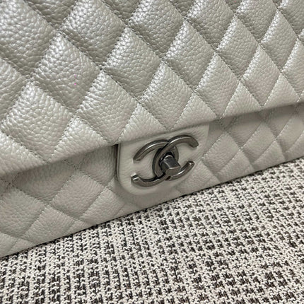 CHANEL 26S CLASSIC JUMBO FLAP BAG 46 IN LIGHT GREY CAVIAR CALFSKIN DARK SILVER HARDWARE