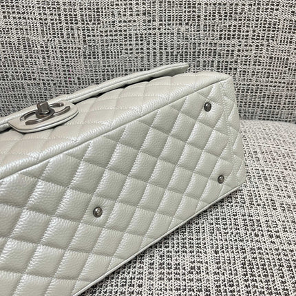 CHANEL 26S CLASSIC JUMBO FLAP BAG 46 IN LIGHT GREY CAVIAR CALFSKIN DARK SILVER HARDWARE