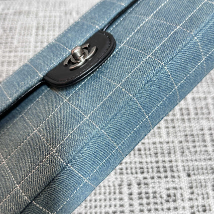 CHANEL 26S FLAP BAG 26 IN BLUE DENIM AND BLACK CALFSKIN DARK SILVER HARDWARE