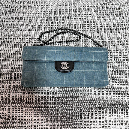 CHANEL 26S FLAP BAG 26 IN BLUE DENIM AND BLACK CALFSKIN DARK SILVER HARDWARE