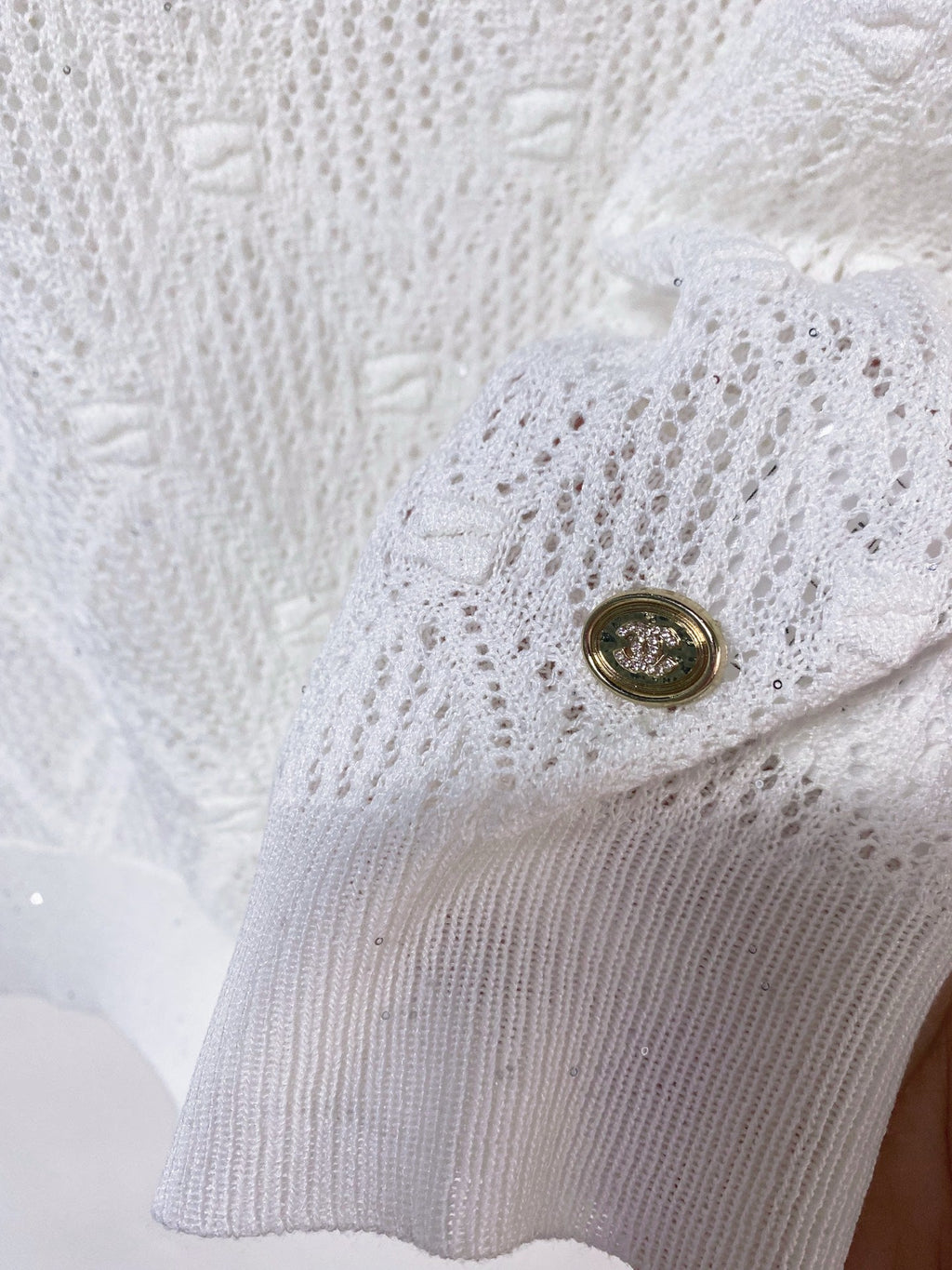 CHANEL 26S SLEEVELESS SWEATER STYLE 1048