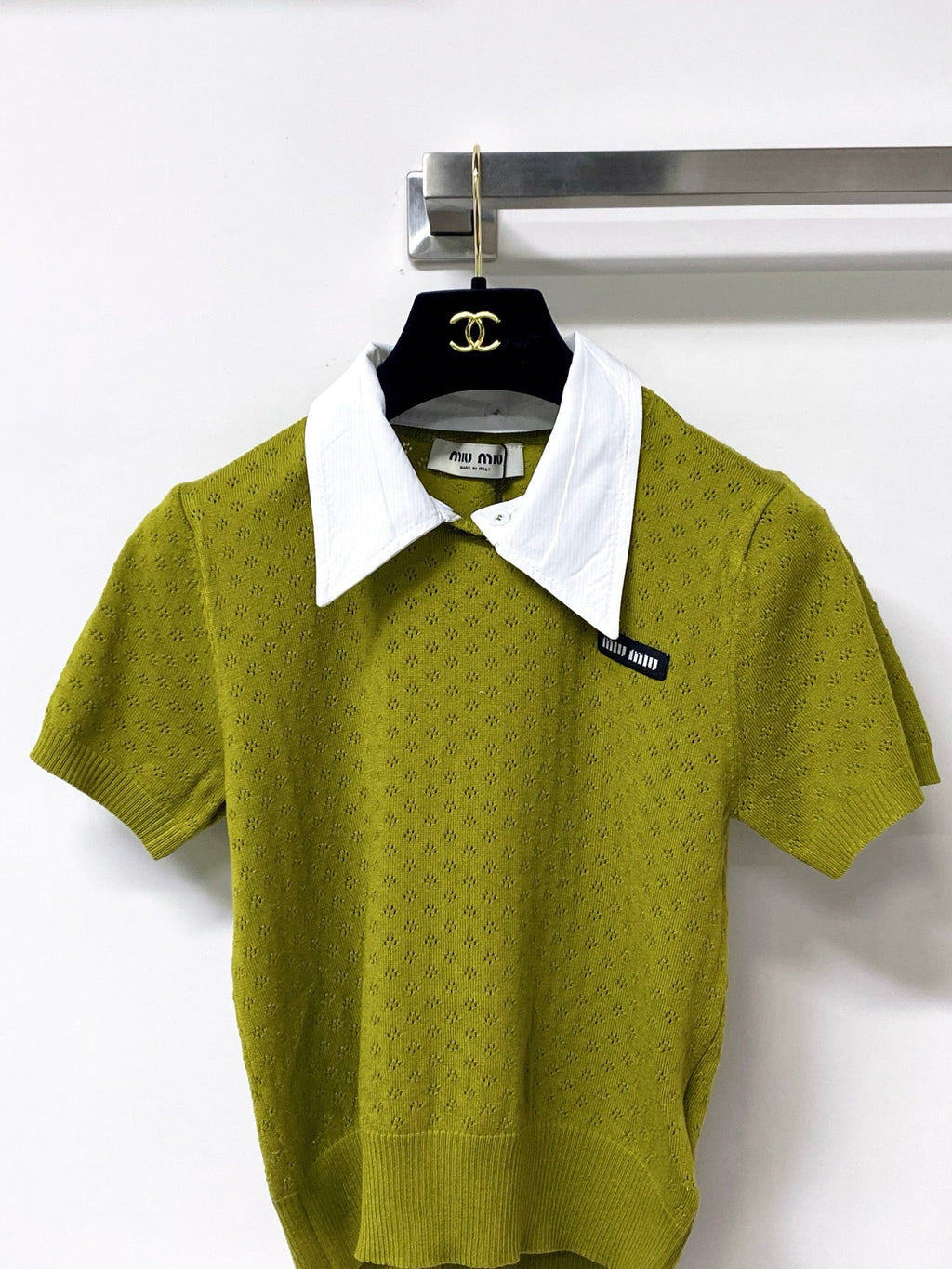 MIUMIU 26S SHORT-SLEEVED KNIT POLO SHIRT STYLE 1056