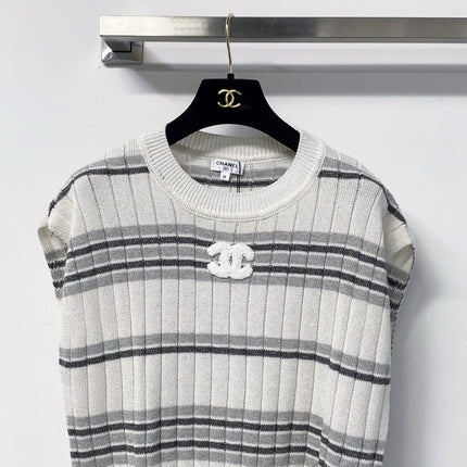 CHANEL 26S SLEEVELESS KNIT TOP 1397
