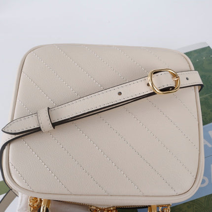 GUCCI 26S TOP HANDLE BAG 17 IN WHITE CALFSKIN