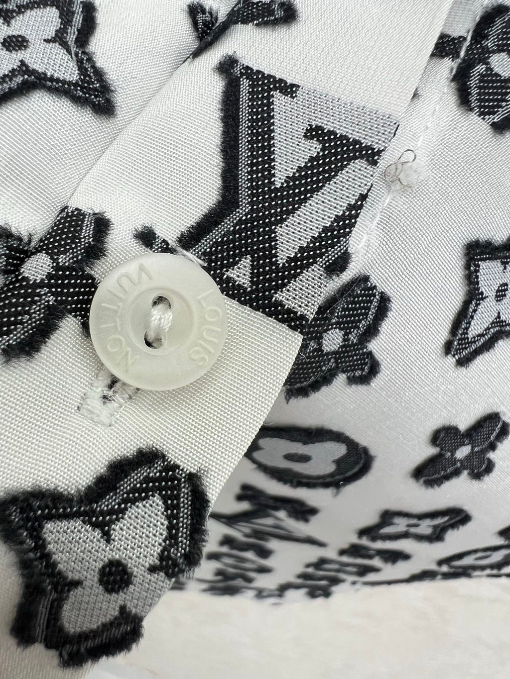 LV SLEEVELESS LOGO PRINT TOP 269951