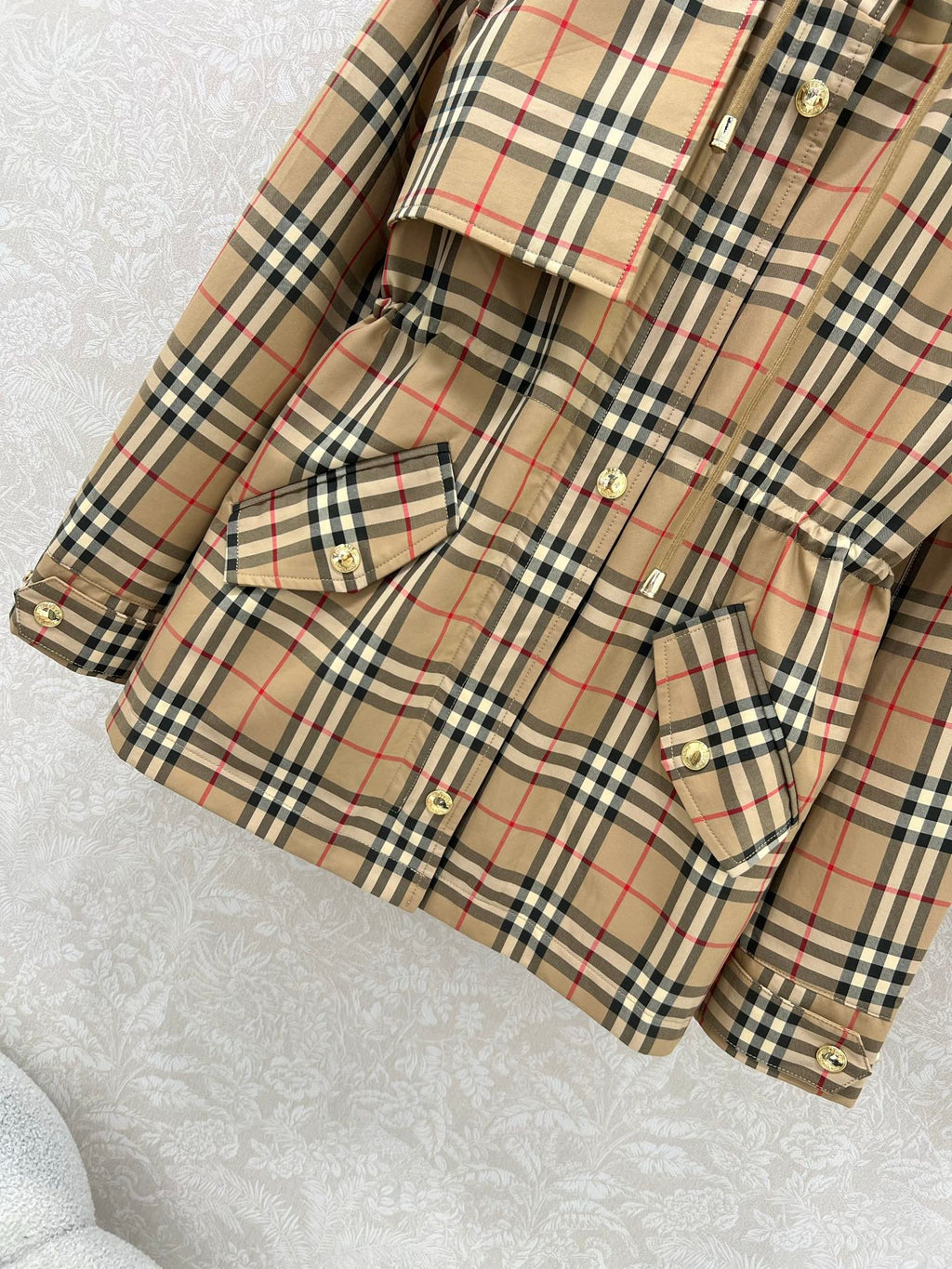BURBERRY PLAID JACKET 275082