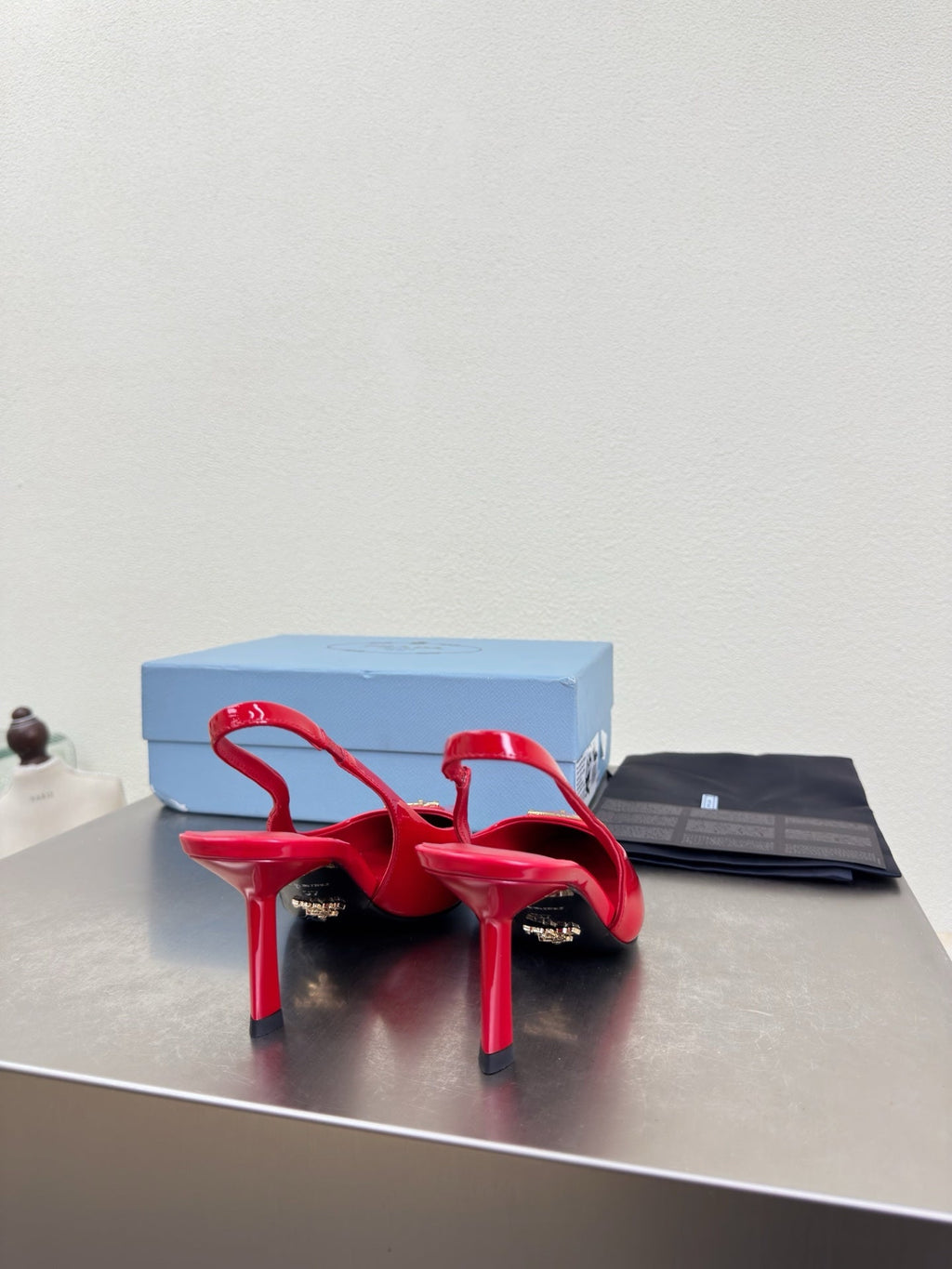 PRADA 26S SLINGBACK POINTED HEELS 75MM IN RED PATENT CALFSKIN
