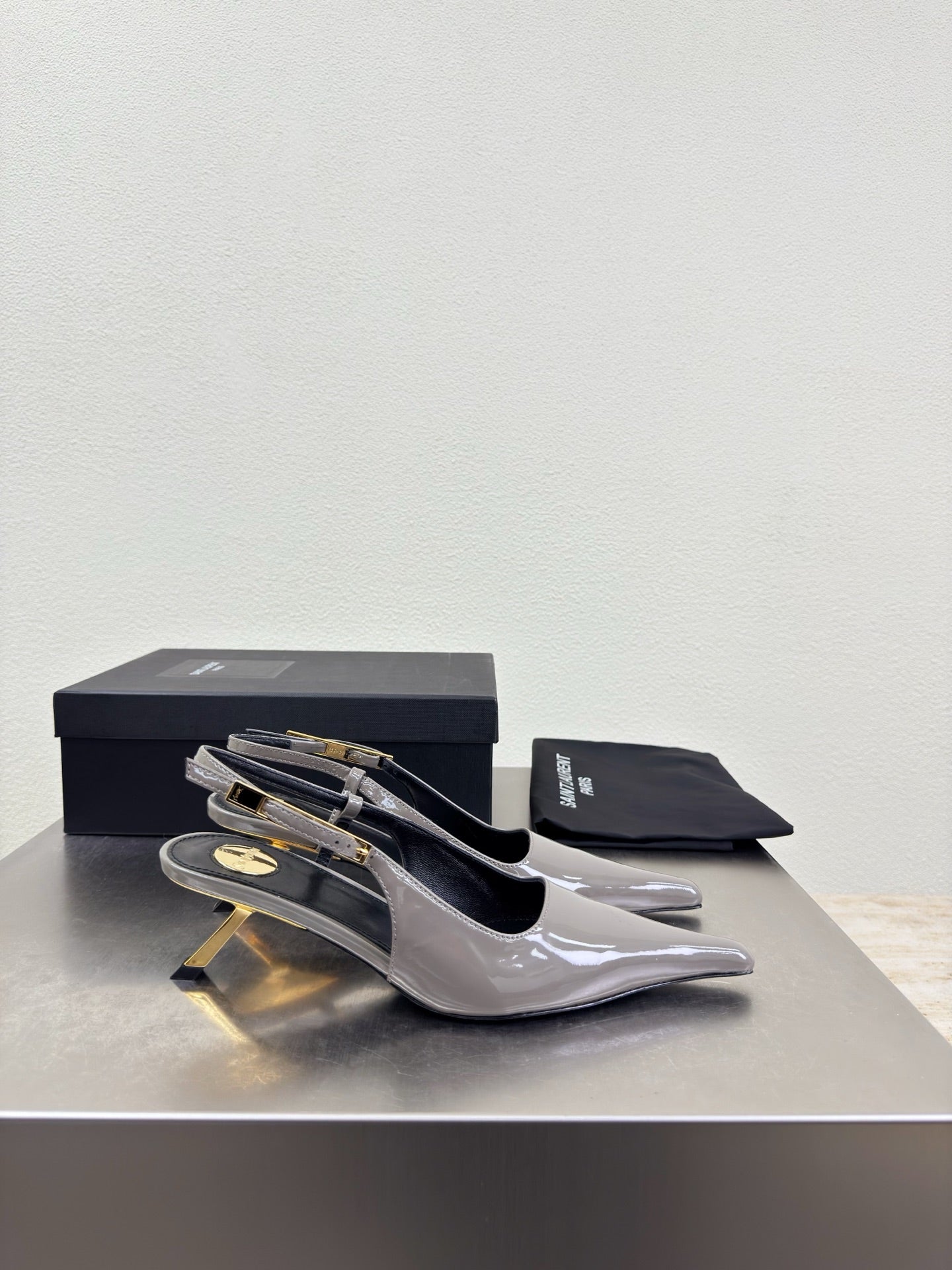 YSL 26S SLINGBACK HIGH HEELS 75 MM IN GREY GLOSSY CALFSKIN
