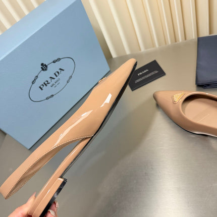 PRADA 26S SLINGBACK FLATS IN BEIGE PATENT CALFSKIN WITH GOLD HARDWARE