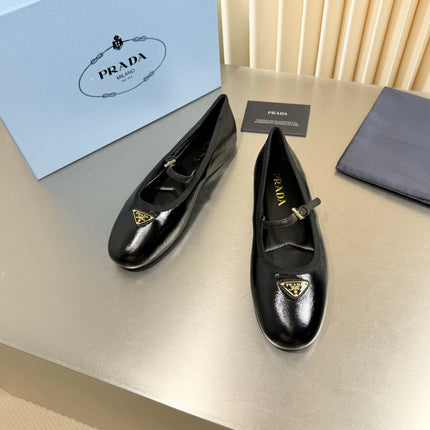 PRADA 26S MARY JANE FLATS IN BLACK SHINY CALFSKIN