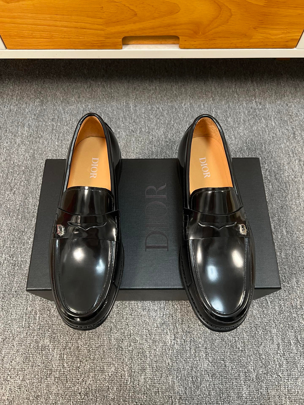 CD GRANVILLE EDGE BEADS LOAFER GLOSSY BLACK CALFSKIN