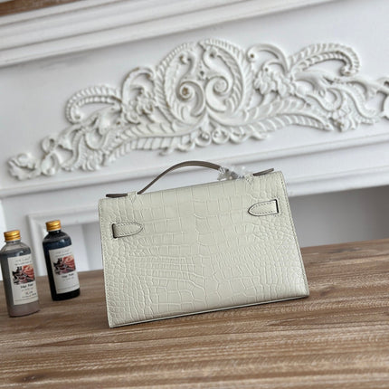 HM 26S KELLY MINI 22CM IN MILKY WHITE CROC EMBOSSED CALFSKIN SILVER KELLY BUCKLE