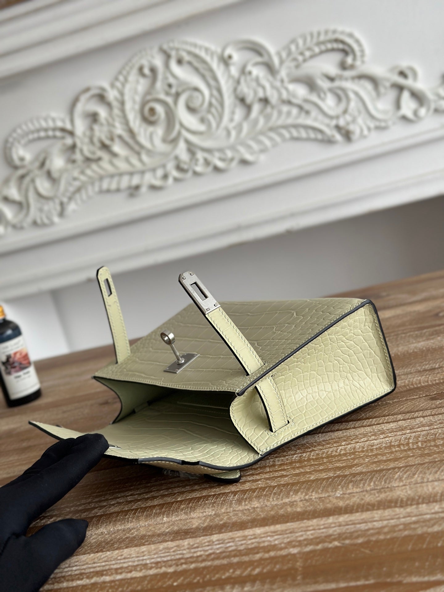HM 26S KELLY MINI 22CM IN BEIGE CROC EMBOSSED CALFSKIN SILVER KELLY BUCKLE
