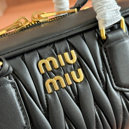 ARCADIE MATELASSÉ BAG 27 IN BLACK CALFSKIN GOLD HARDWARE