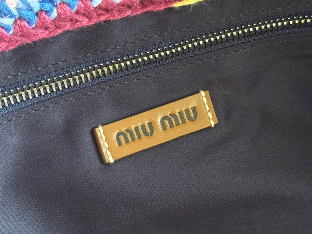 MIUMIU 26S TOTE BAG 40 IN MULTICOLOR WOOL