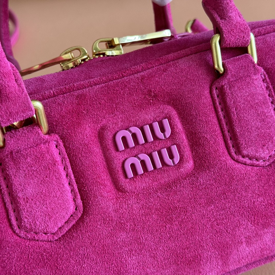 MIUMIU 26S ARCADIE BAG 22 IN DARK PPINK SUEDE