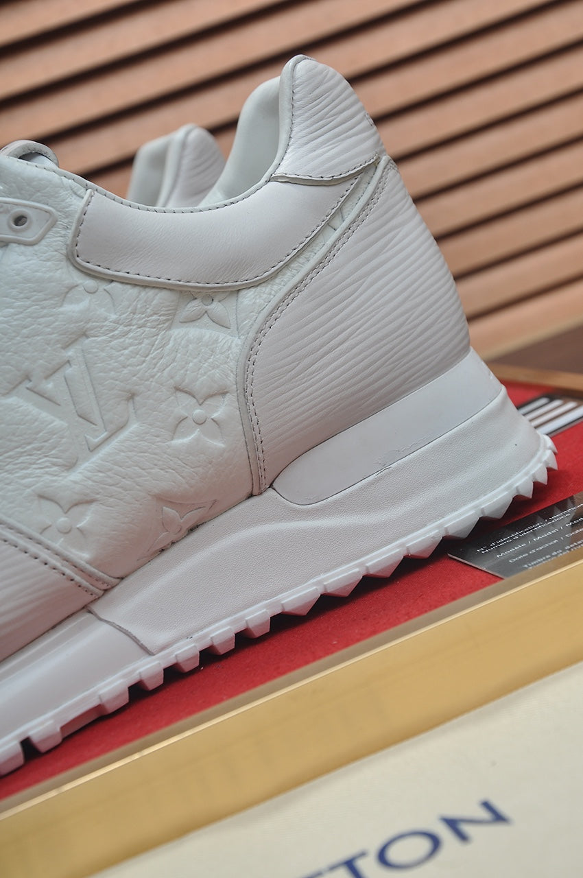 LV TRAINER SHOES IN WHITE EMBOSSED LAMBSKIN