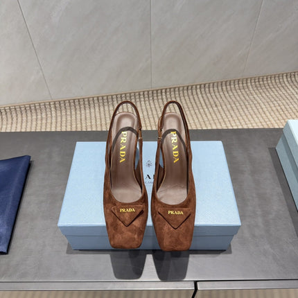 PRADA 26S LOW HEEL SQUARE TOE SLINGBACK SHOES 85MM IN CARAMEL BROWN SUEDE WITH LOGO