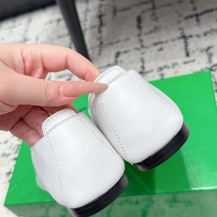 BOTTEGA VENETA 26S FLAT LOAFERS IN WHITE CALFSKIN