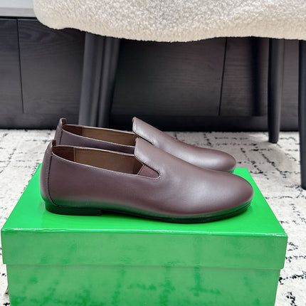 BOTTEGA VENETA 26S FLAT LOAFERS IN DARK BROWN CALFSKIN