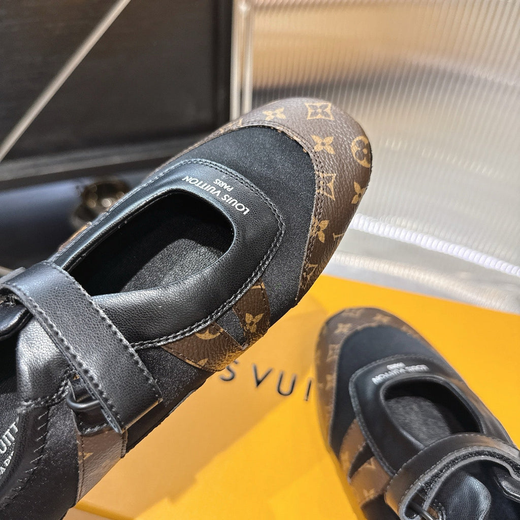 LV 26S SNEAKERINA MARY JANE IN BLACK AND DARK BROWN CALFSKIN