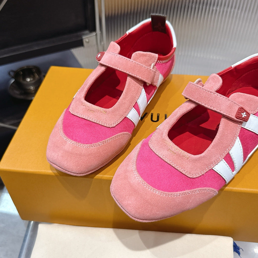 LV 26S SNEAKERINA MARY JANE IN PINK SUEDE