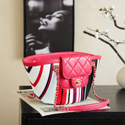 CHANEL 26S TOTE BAG 41 IN RED MULTICOLOR CANVAS AND CALFSKIN GOLD HARDWARE