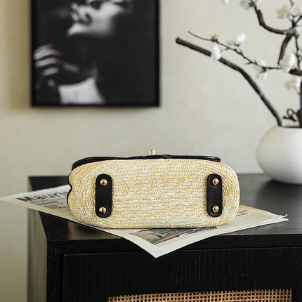 CHANEL 26S CLASSIC FLAP MEDIUM 23 IN NATURAL RAFFIA AND BLACK CALFSKIN GOLD HARDWARE