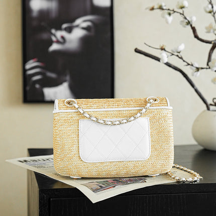CHANEL 26S CLASSIC FLAP MEDIUM 23 IN NATURAL RAFFIA AND WHITE CALFSKIN GOLD HARDWARE