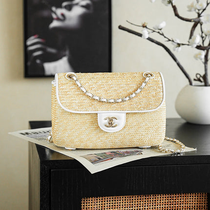 CHANEL 26S CLASSIC FLAP MEDIUM 23 IN NATURAL RAFFIA AND WHITE CALFSKIN GOLD HARDWARE