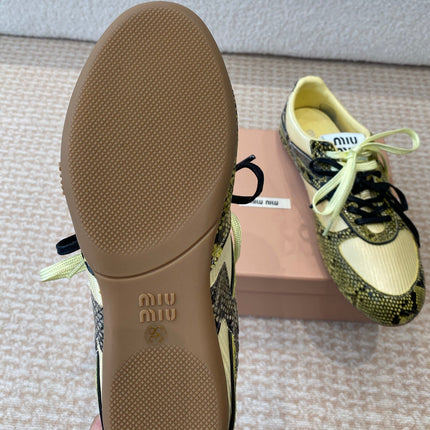 GYMNASIUM SNEAKER IN YELLOW FABRIC SNAKE EFFECT CALFSKIN