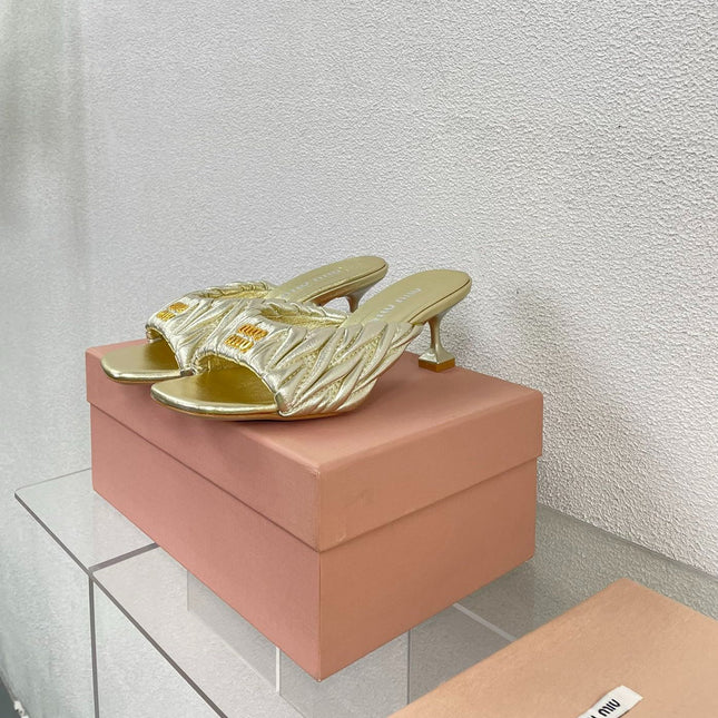 Women's Mid - Heel Metallic Yellow Color Leather Stylized