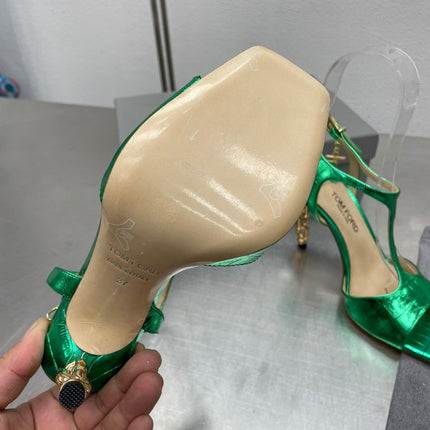 HIGH-HEELED T-STRAP SANDAL IN EMERALD GREEN CALFSKIN