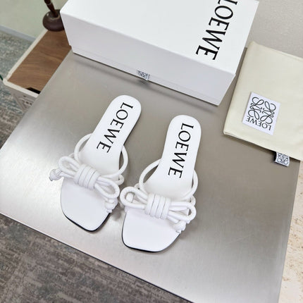 LOEWE 26S FLAMENCO KNOT SANDAL IN WHITE CALFSKIN