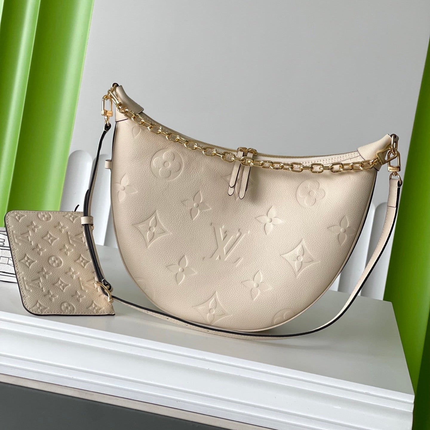 LOOP HOBO 38 CREMEMONOGRAM EMPREINTE LEATHER GOLD HARDWARE