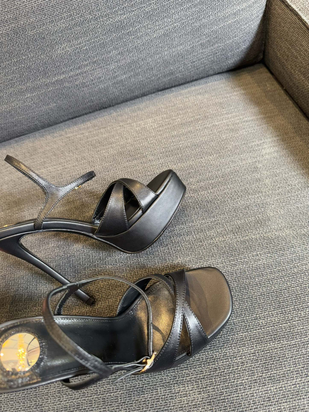 YSL 26S CROSS-STRAP SANDALS 150 MM IN BLACK CALFSKIN
